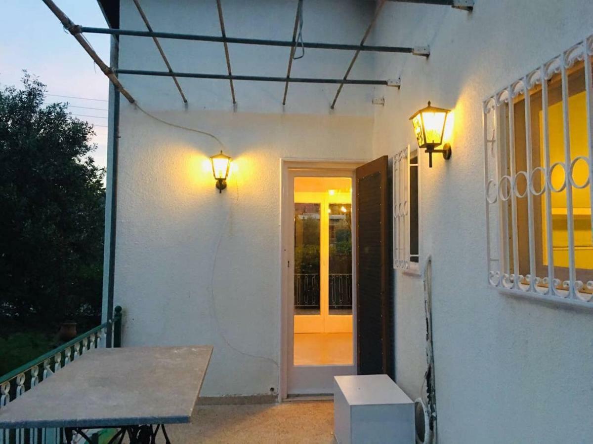 Angela Seaside Summer House Dhilesi Bagian luar foto